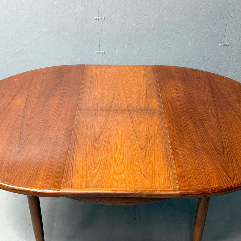 
                      
                        G-PLAN(ジープラン) / Fresco ROUND TABLE フレスコ ラウンドエクステンション ダイニングテーブル (506)
                      
                    