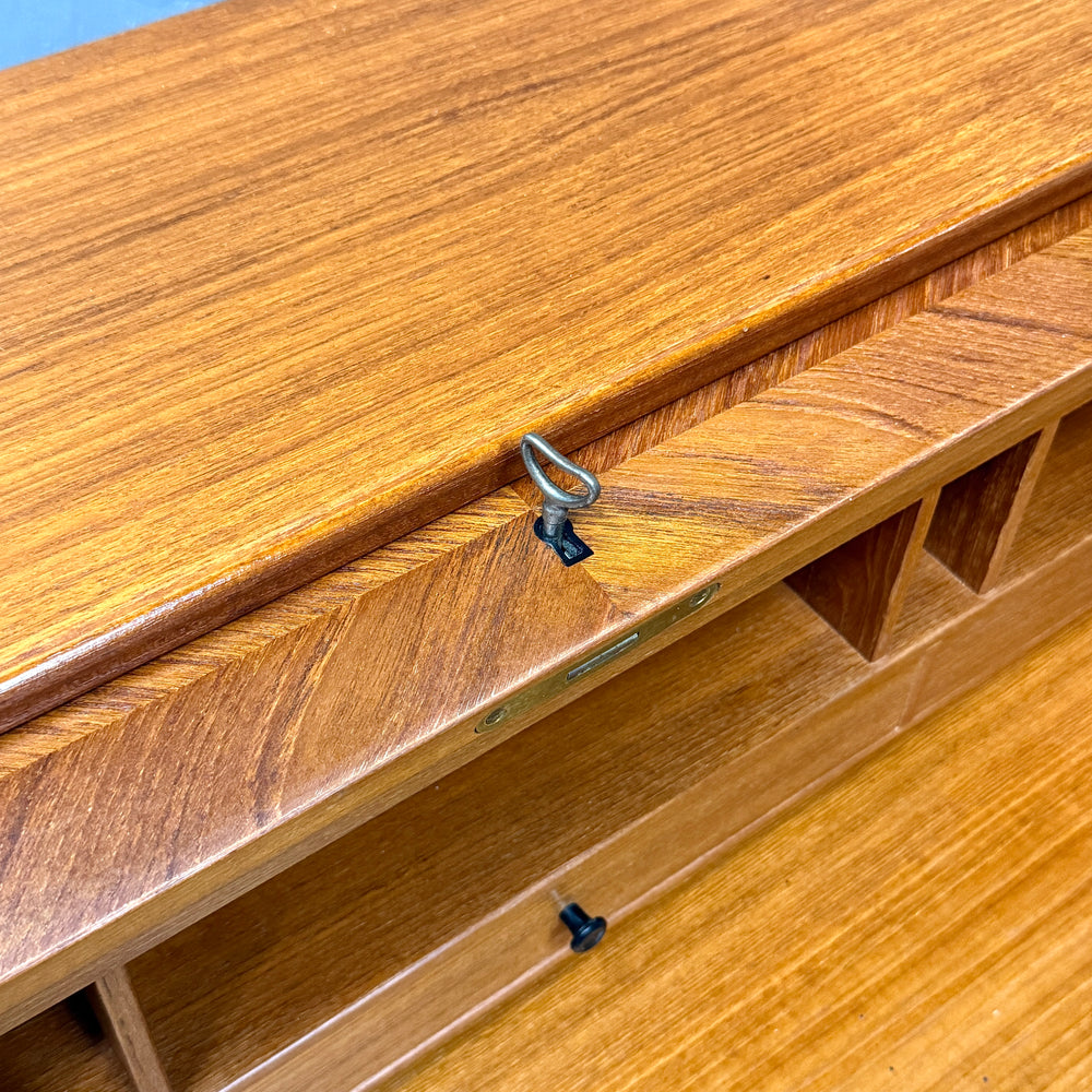 
                      
                        Vintage Roll-Top Writing Bureau ライティングビューロー
                      
                    