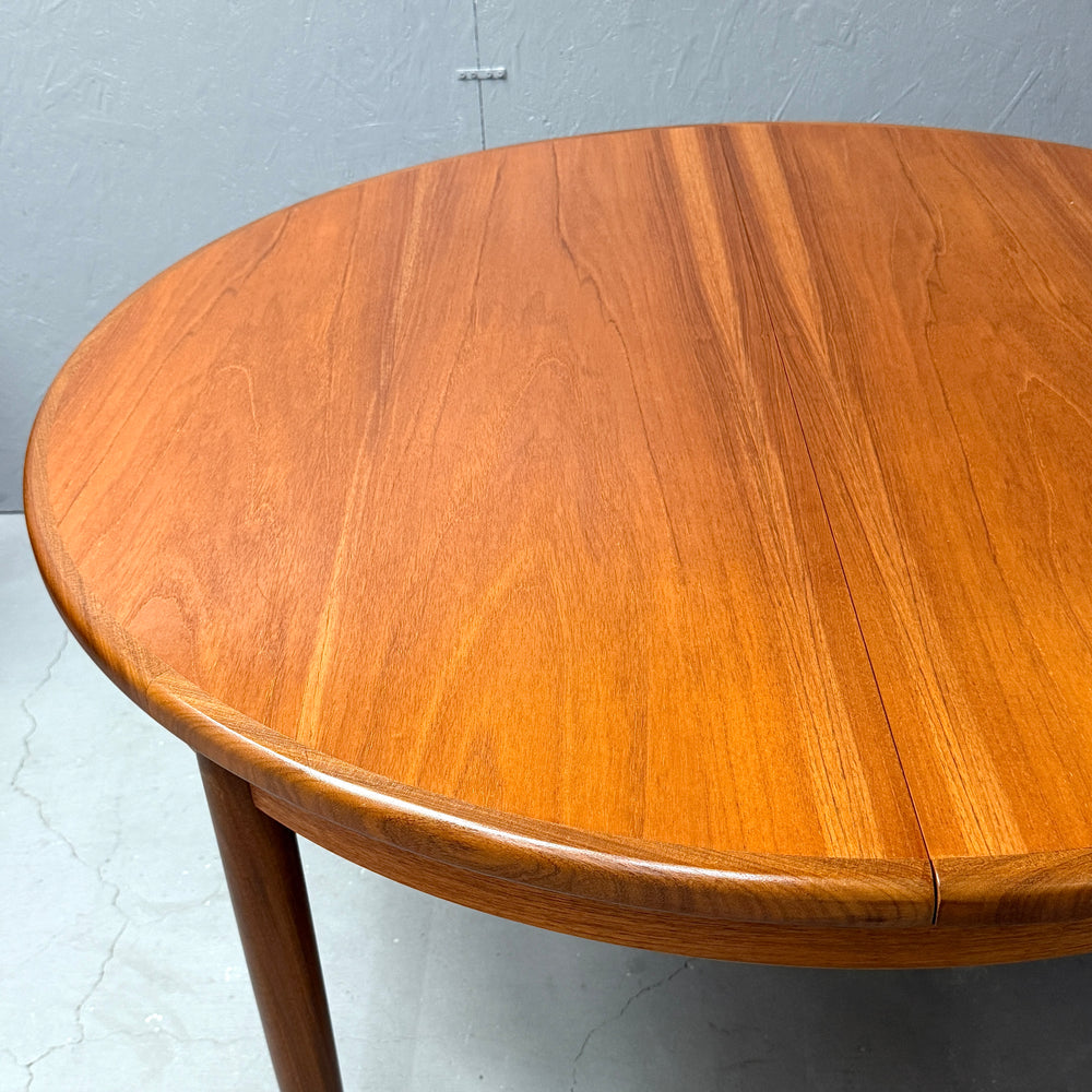 
                      
                        G-PLAN(ジープラン) / Fresco ROUND TABLE フレスコ ラウンドエクステンション ダイニングテーブル (503)
                      
                    