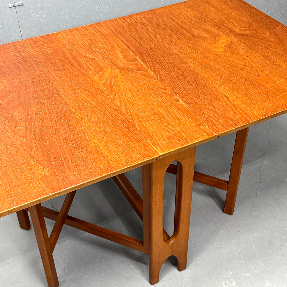 
                      
                        Jentique(ジェンティーク) / SQUARE DROP LEAF GATELEG TABLE スクエア ドロップリーフ ゲートレッグテーブル (401)
                      
                    