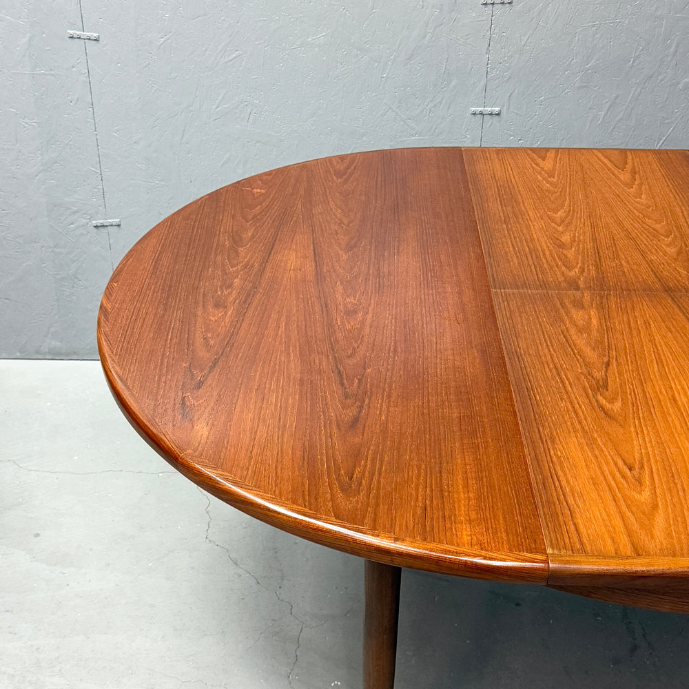 
                      
                        G-PLAN(ジープラン) / Fresco ROUND TABLE フレスコ ラウンドエクステンション ダイニングテーブル (506)
                      
                    