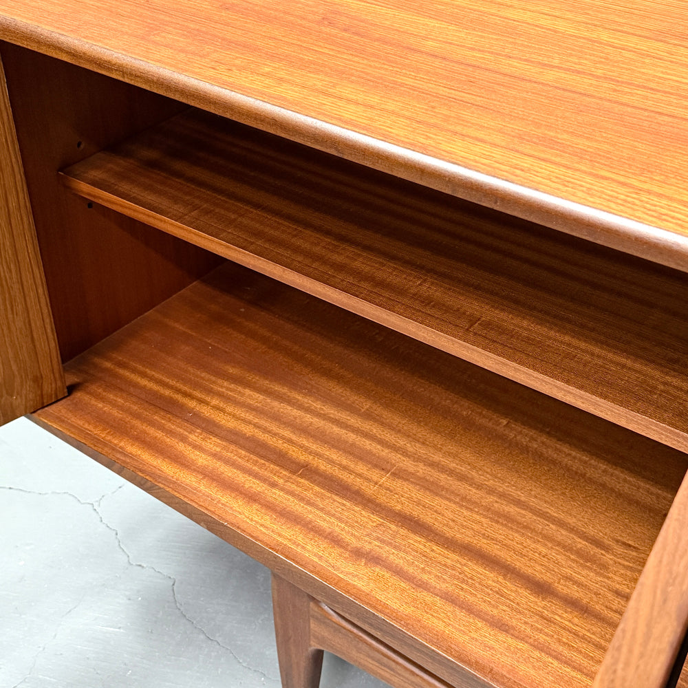 
                      
                        G-PLAN(ジープラン) / Fresco Long Jhon Sideboard フレスコ ロングジョン サイドボード (401)
                      
                    