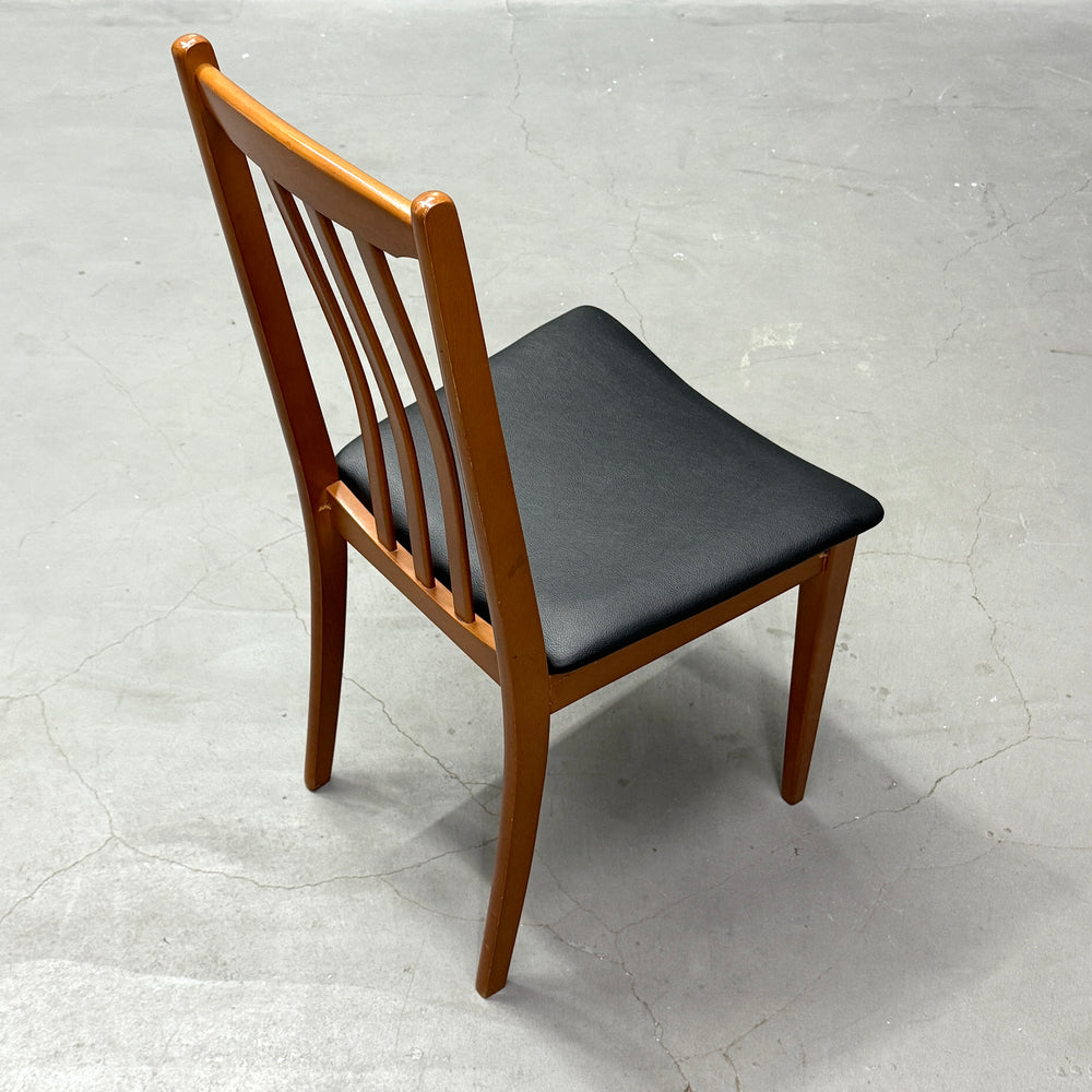 
                      
                        Vintage dining chair 英国ヴィンテージ ダイニングチェア (401)
                      
                    