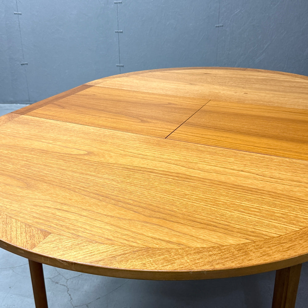 
                      
                        Nathan(ネイサン) / EXTENSION ROUND TABLE エクステンション ラウンドテーブル (402)
                      
                    