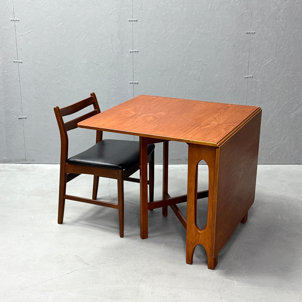 
                      
                        Jentique(ジェンティーク) / SQUARE DROP LEAF GATELEG TABLE スクエア ドロップリーフ ゲートレッグテーブル (401)
                      
                    