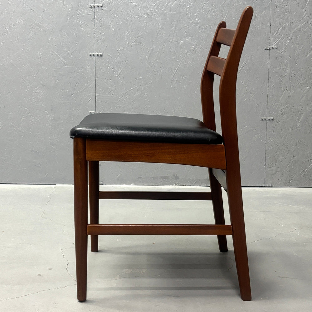 
                      
                        Jentique(ジェンティーク) / DINING CHAIR ダイニングチェア (404)
                      
                    