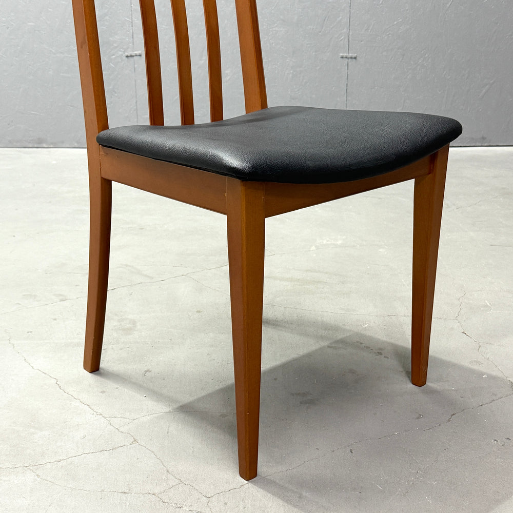 
                      
                        Vintage dining chair 英国ヴィンテージ ダイニングチェア (401)
                      
                    