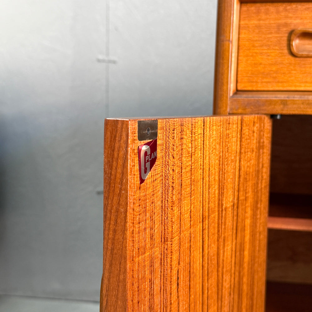 
                      
                        G-PLAN(ジープラン) / Fresco Sideboard フレスコ サイドボード (503)
                      
                    