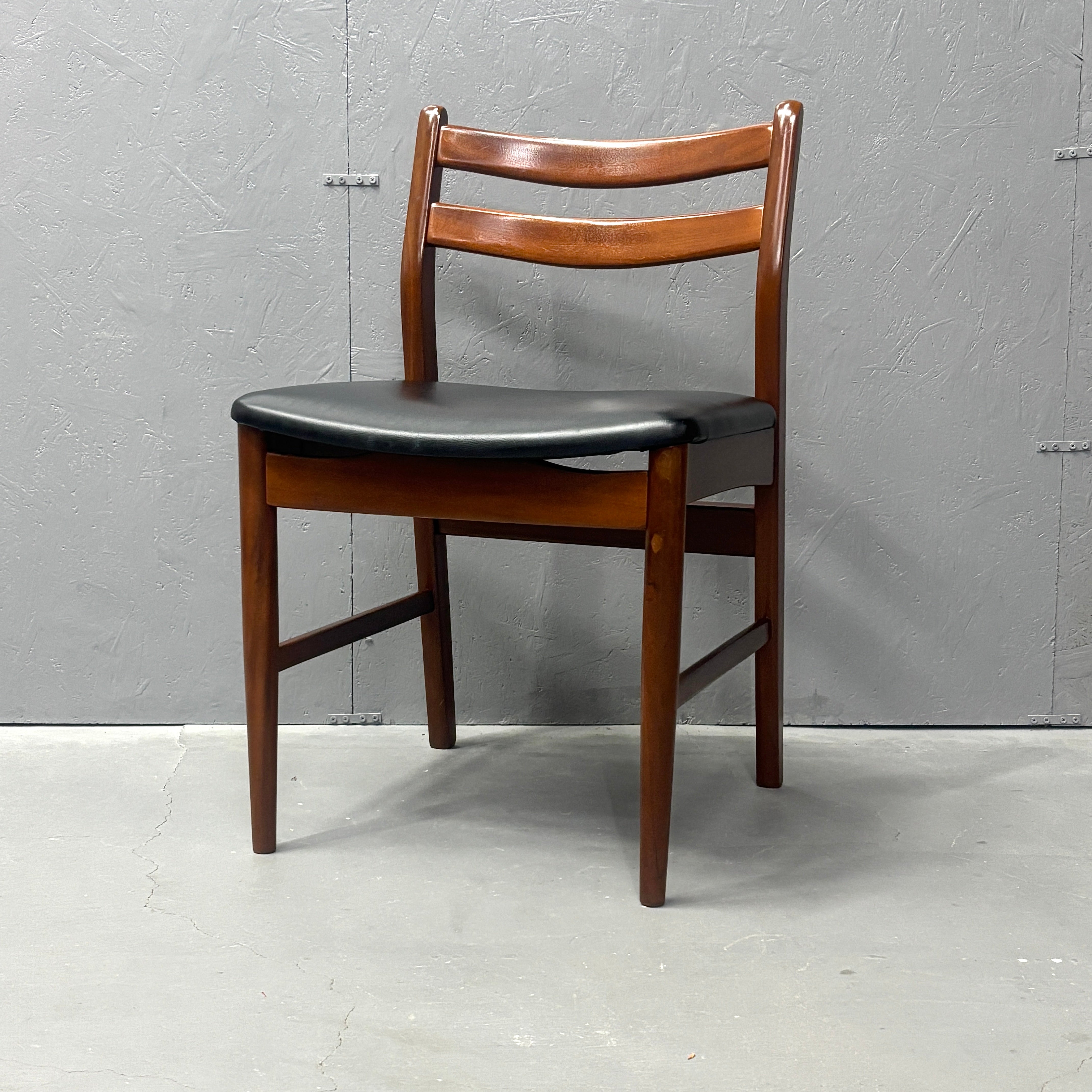 Jentique – NONOR FURNITURE