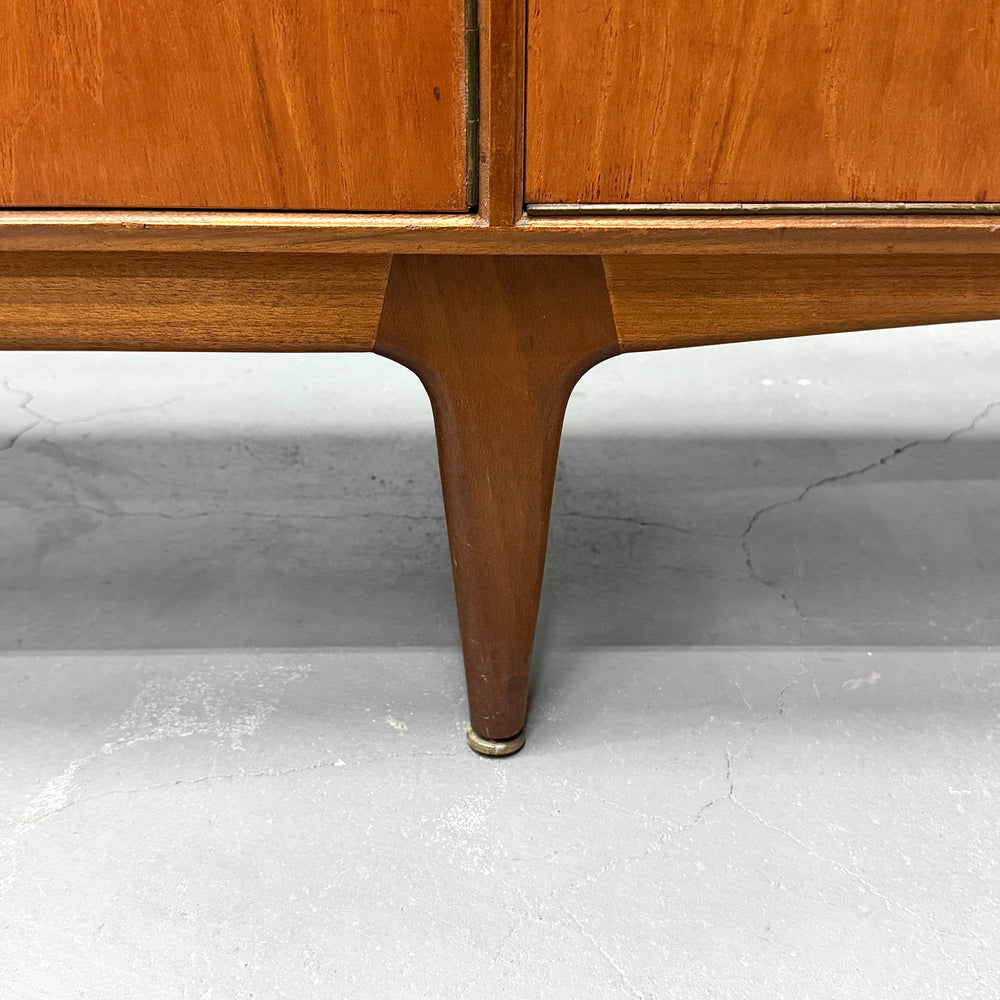 
                      
                        A.H.McINTOSH(マッキントッシュ) /  DUNVEGAN Sideboard (402)
                      
                    