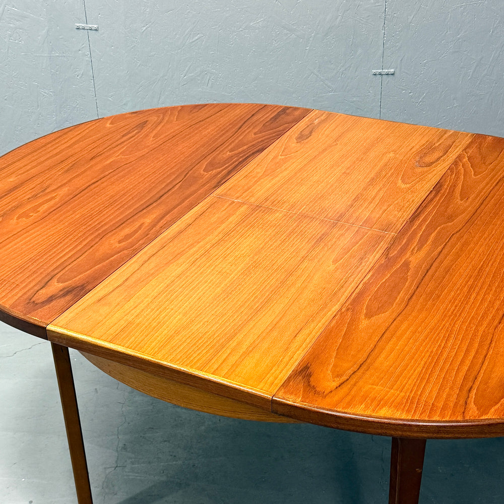 
                      
                        Remploy / EXTENSION ROUND TABLE エクステンション ラウンドテーブル
                      
                    