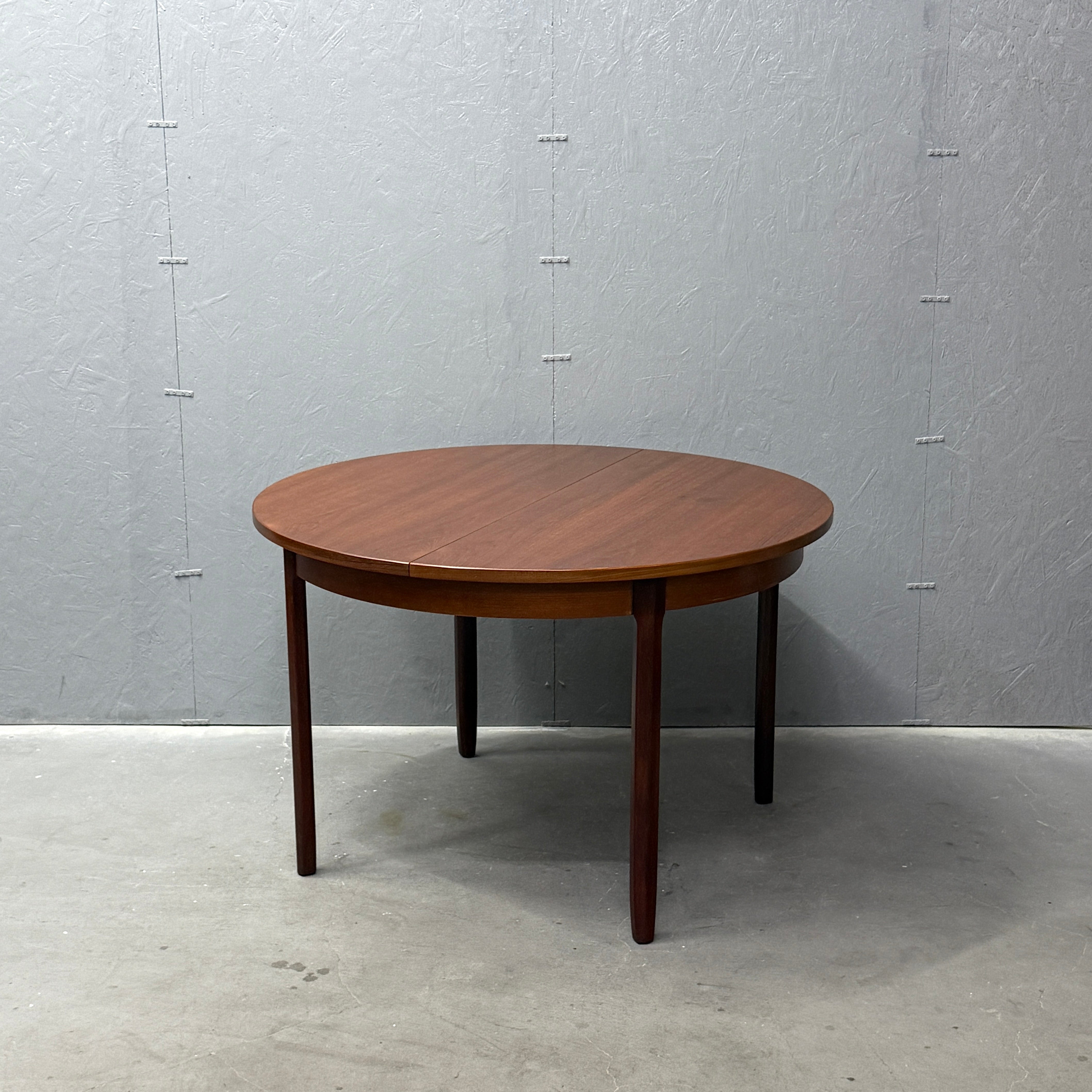 ダイニングテーブル – NONOR FURNITURE