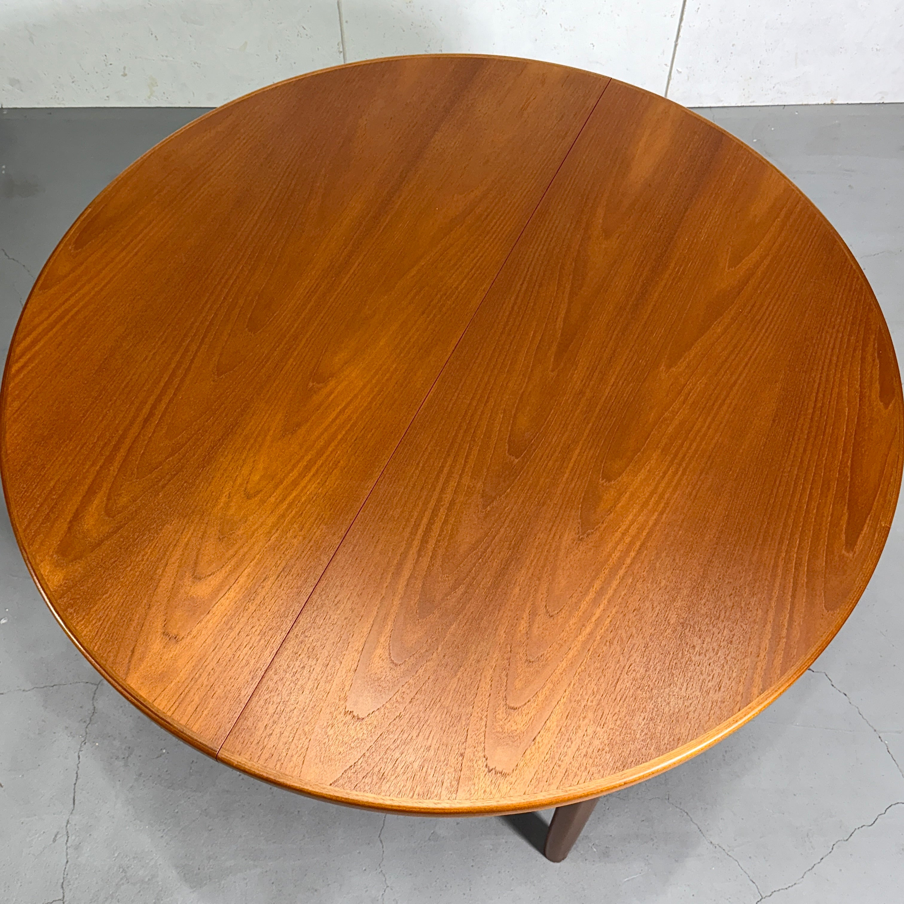 A.H.McINTOSH(マッキントッシュ) / ROUND TABLE ラウンド