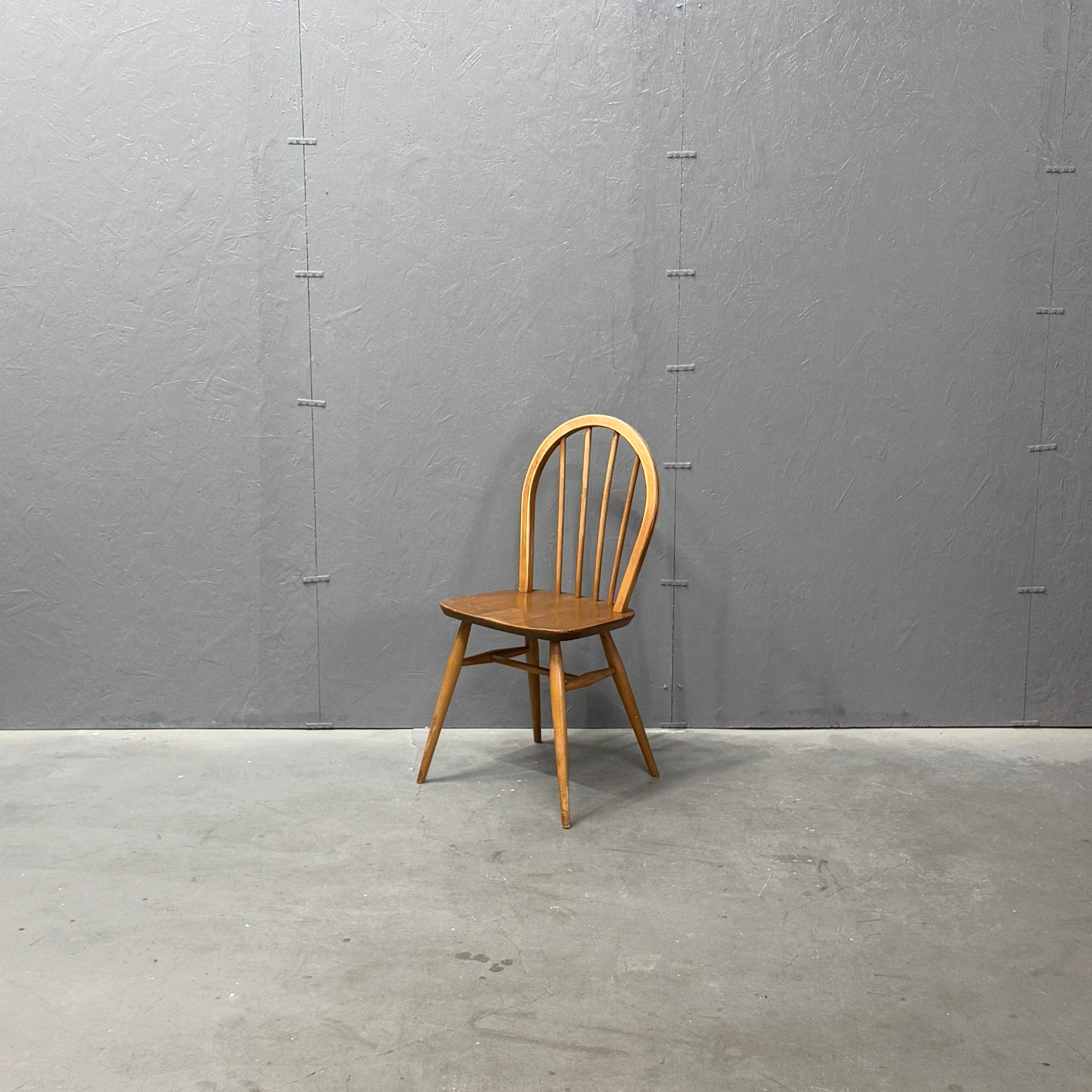 ERCOL(アーコール) 4本 フープバックチェア (701) ERCOL(アーコール) / HOOP BACK CHAIR 4本 フープバックチェア (601