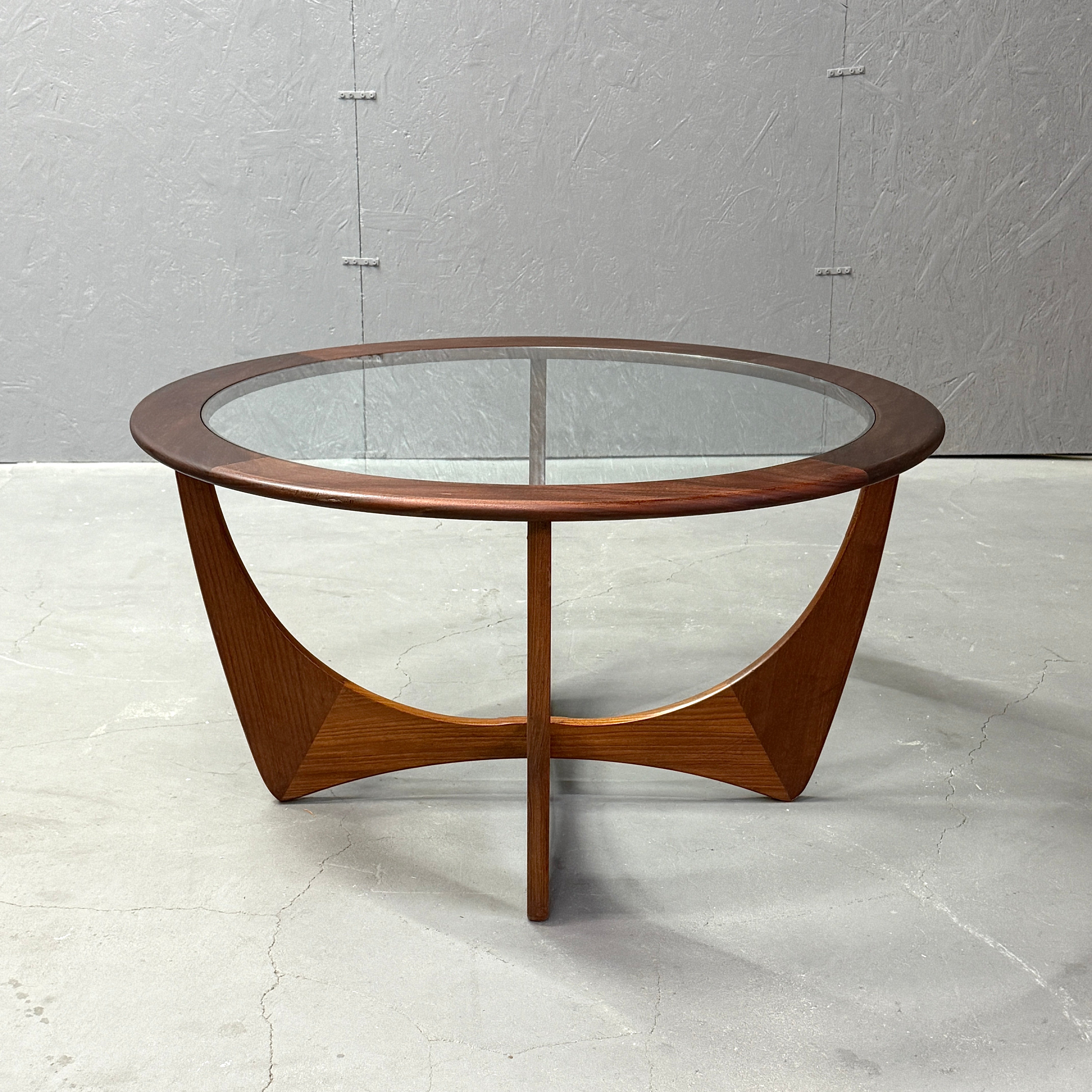 美品！G-PLAN ASTRO ジープラン　アストロ　コーヒーテーブル　オーバル G-PLAN(ジープラン) / ASTRO COFFEE TABLE アストロ コーヒーテーブル