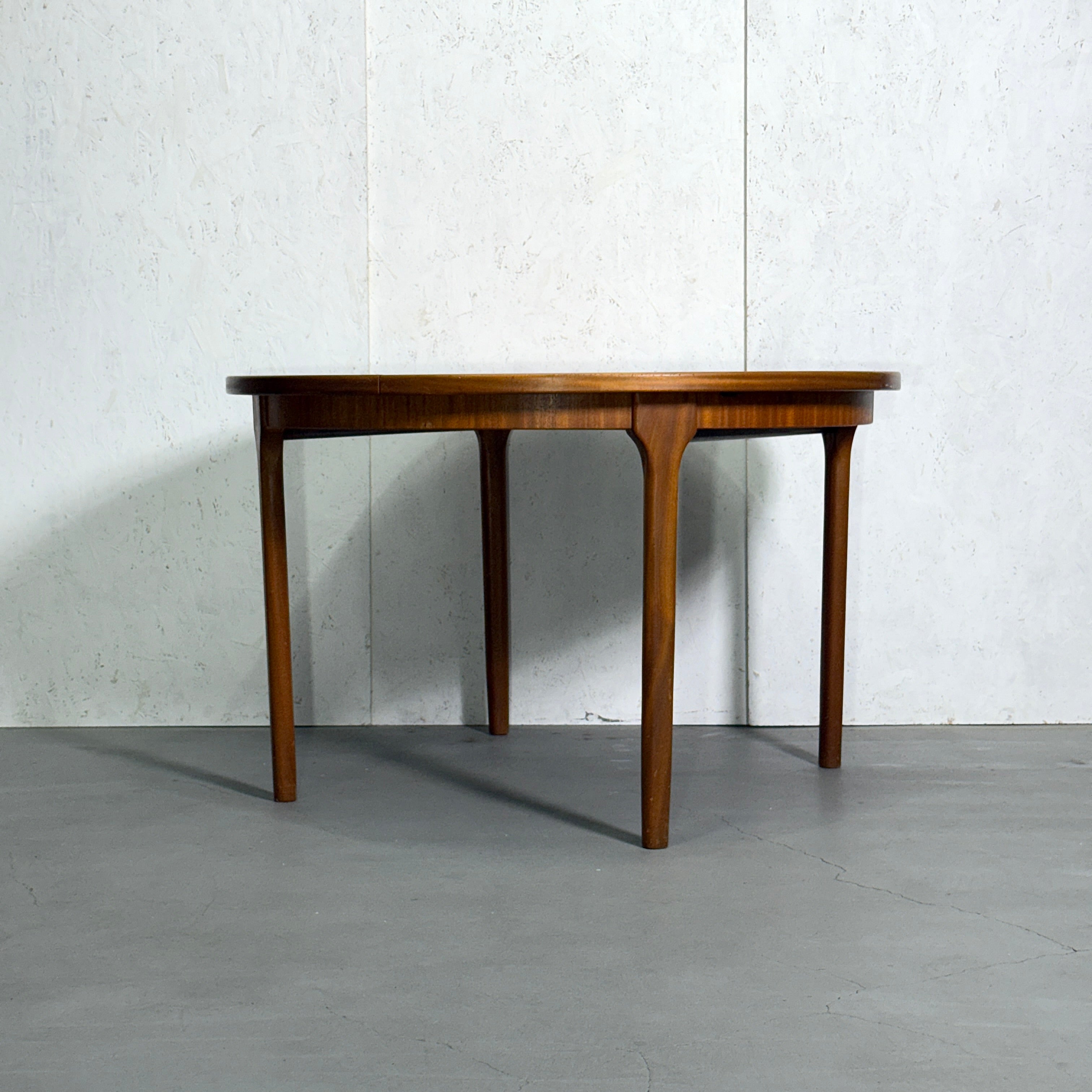 ダイニングテーブル – NONOR FURNITURE