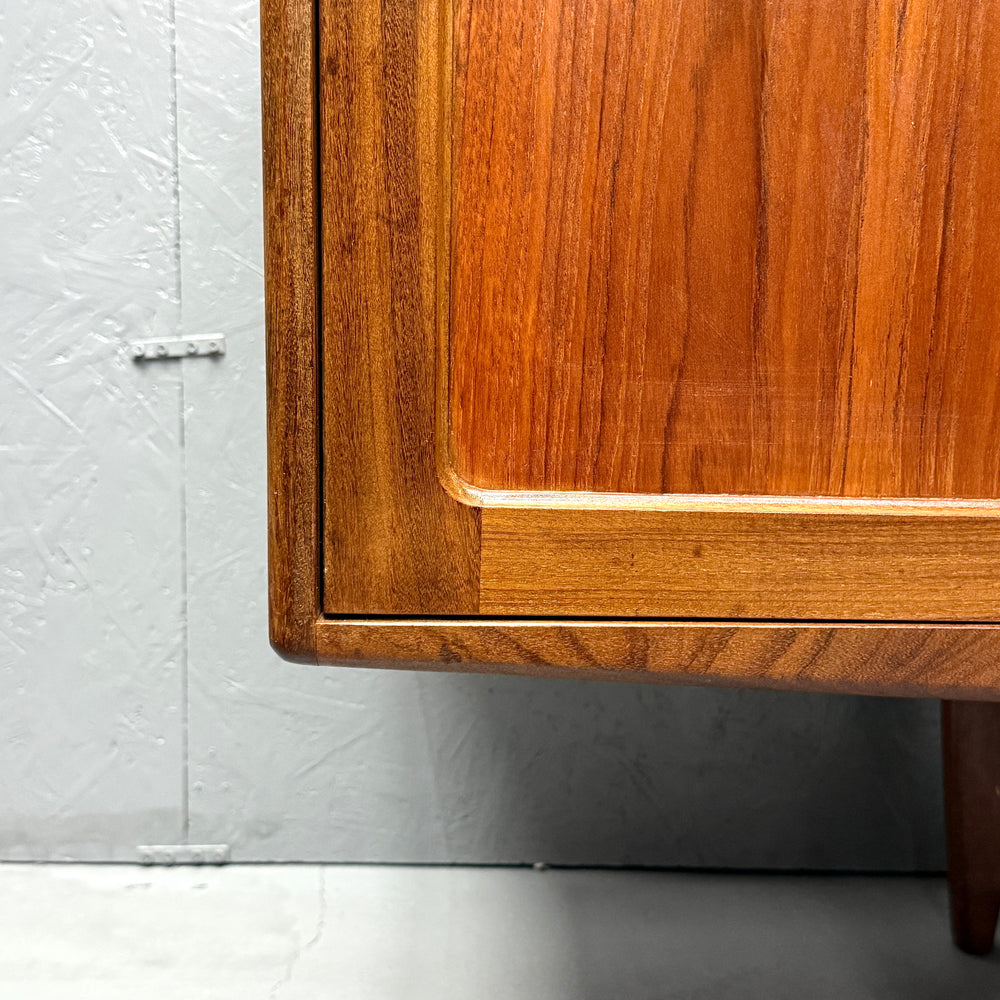 
                      
                        G-PLAN(ジープラン) / Fresco Long Jhon Sideboard フレスコ ロングジョン サイドボード (401)
                      
                    