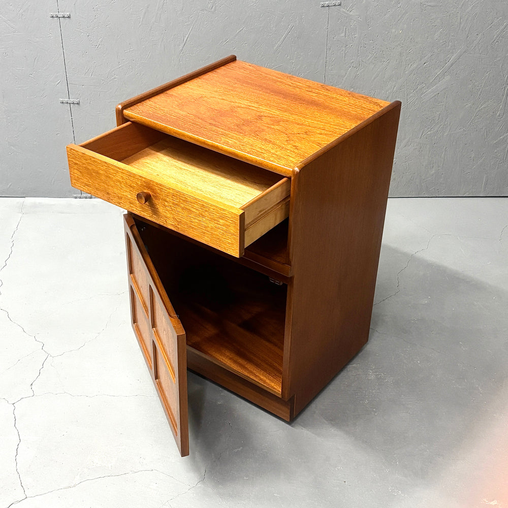 
                      
                        Nathan(ネイサン) / VINTAGE Small Cabinet
                      
                    