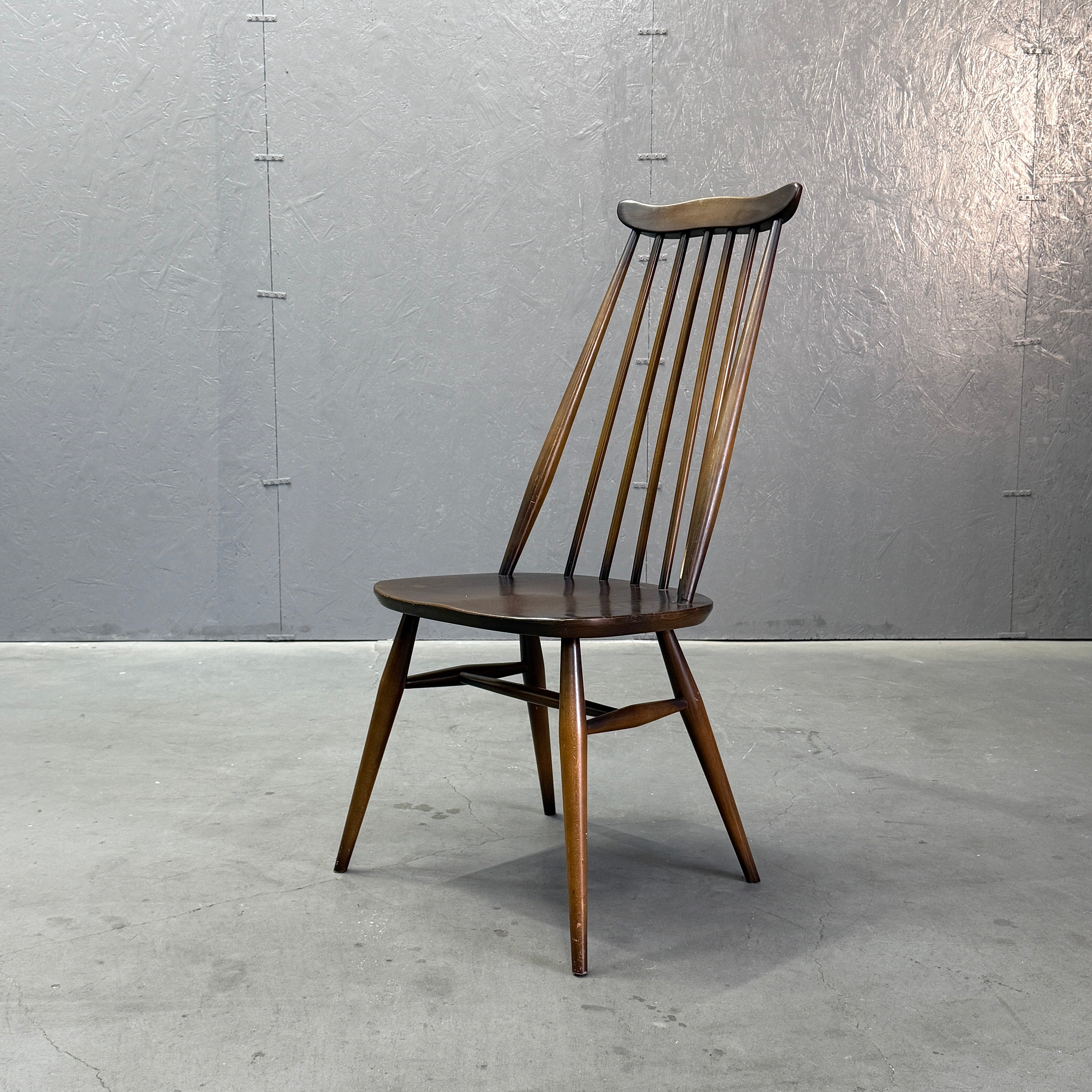 ERCOL(アーコール) ゴールドスミスチェア ダークコロニアル (606) ERCOL(アーコール) / GOLDSMITH CHAIR DARK ゴールドスミスチェア