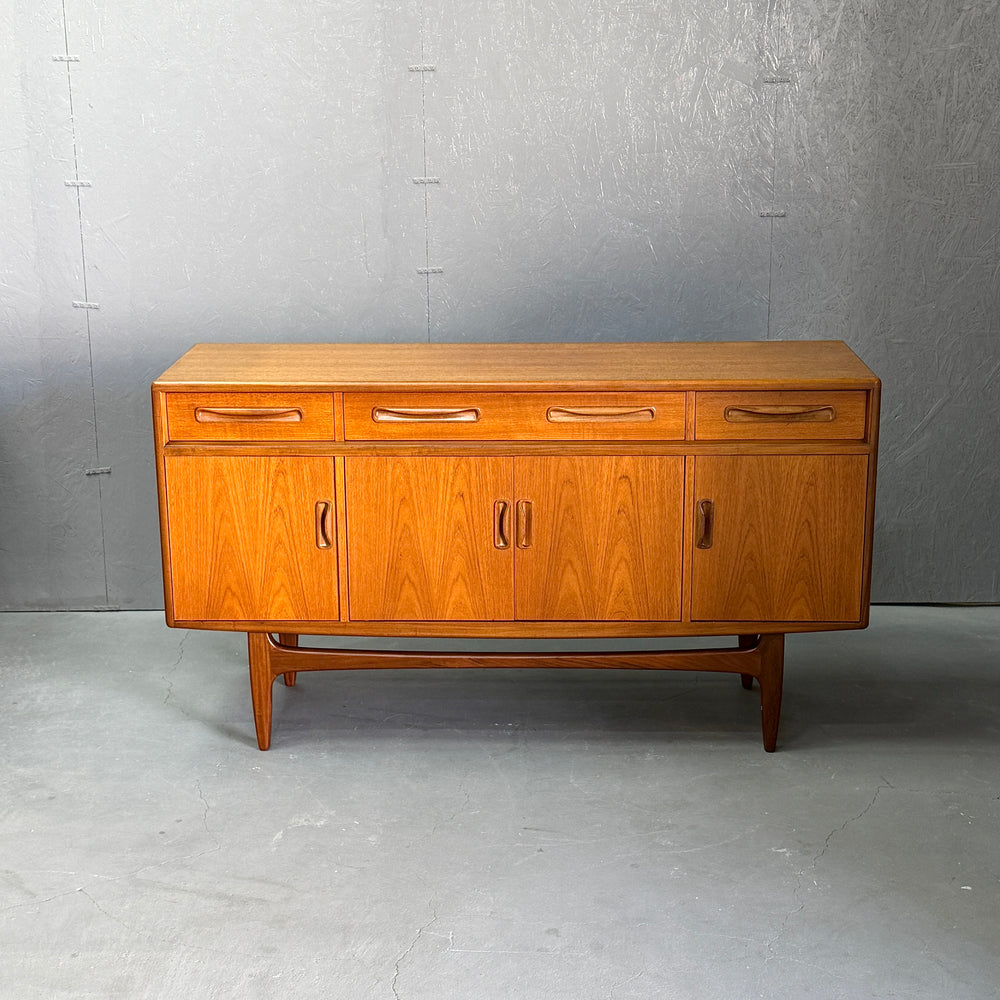 
                      
                        G-PLAN(ジープラン) / Fresco Sideboard フレスコ サイドボード (503)
                      
                    