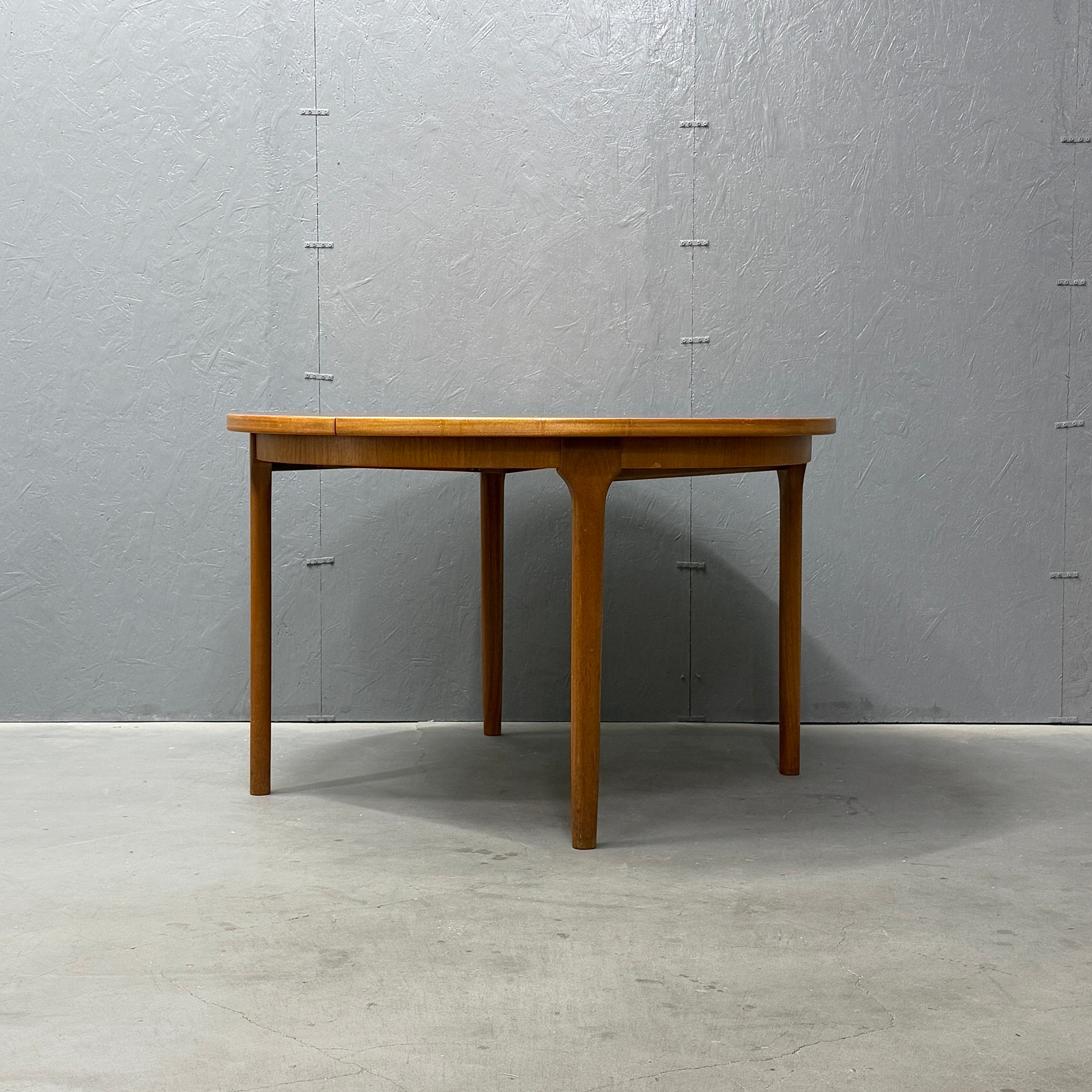 ダイニングテーブル – NONOR FURNITURE