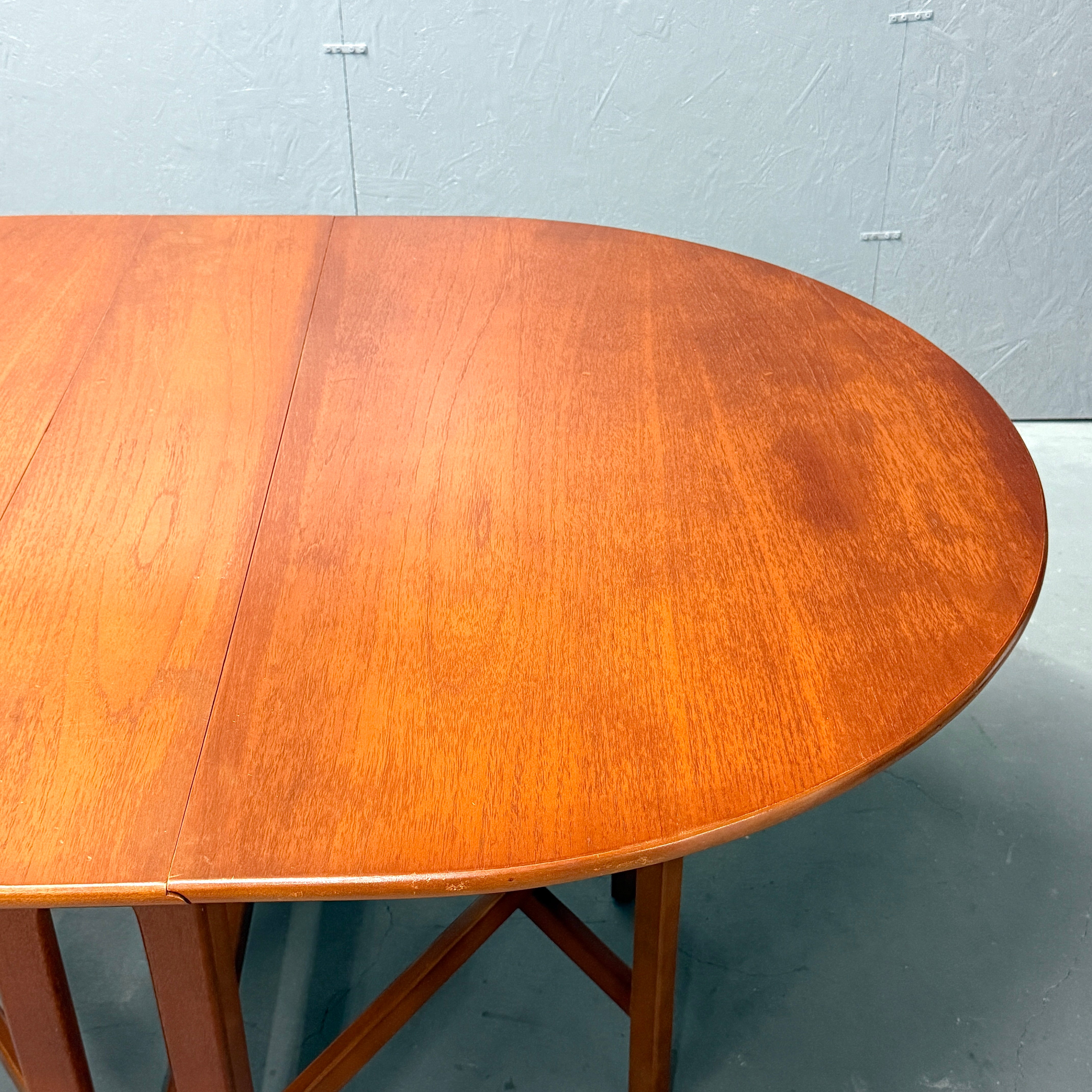 Jentique(ジェンティーク) ドロップリーフ オーバルテーブル (502) Jentique(ジェンティーク) / DROP LEAF OVAL TABLE ドロップリーフ