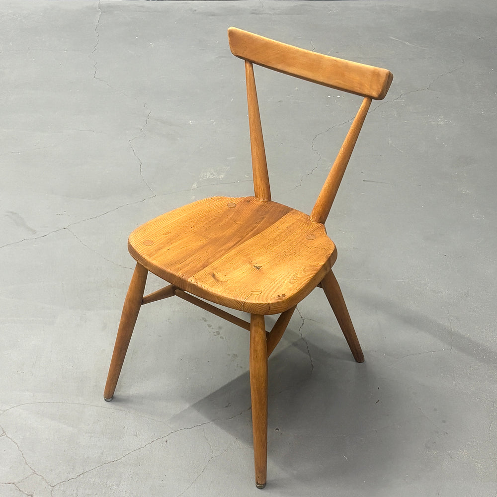 
                      
                        ERCOL(アーコール) / STACKING CHAIR スタッキングチェア (305)
                      
                    