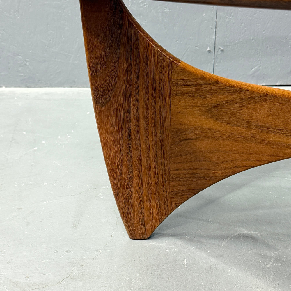 
                      
                        G-PLAN(ジープラン) / Astro oval coffee table アストロ オーバルコーヒーテーブル (501)
                      
                    