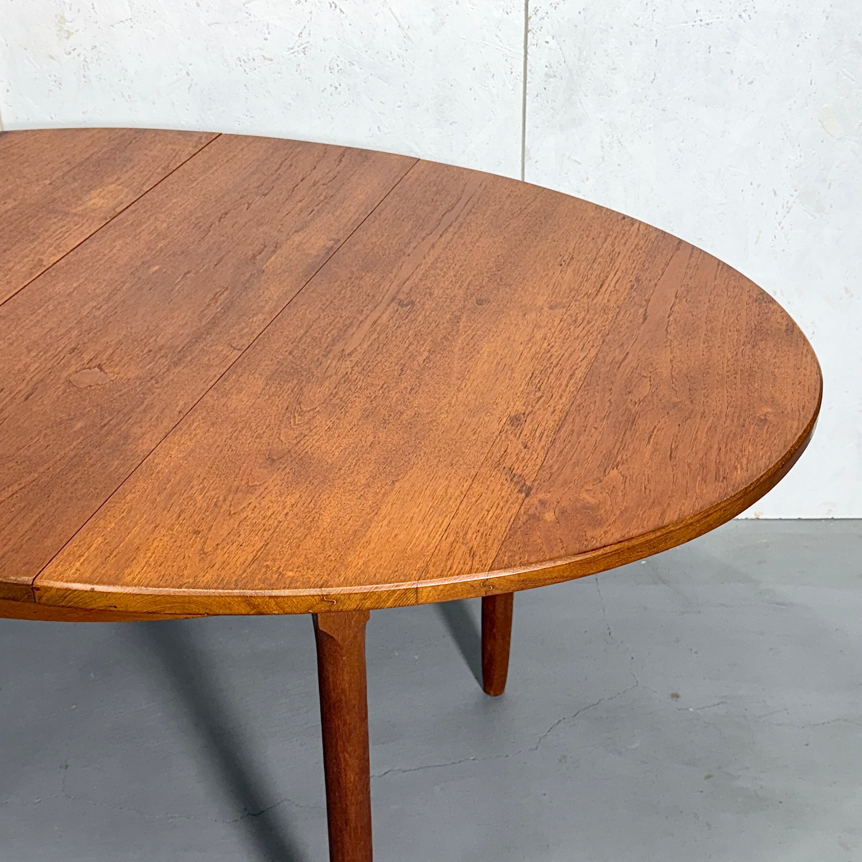 VINTAGE TEAK OVAL TABLE チークオーバルテーブル (303) – NONOR