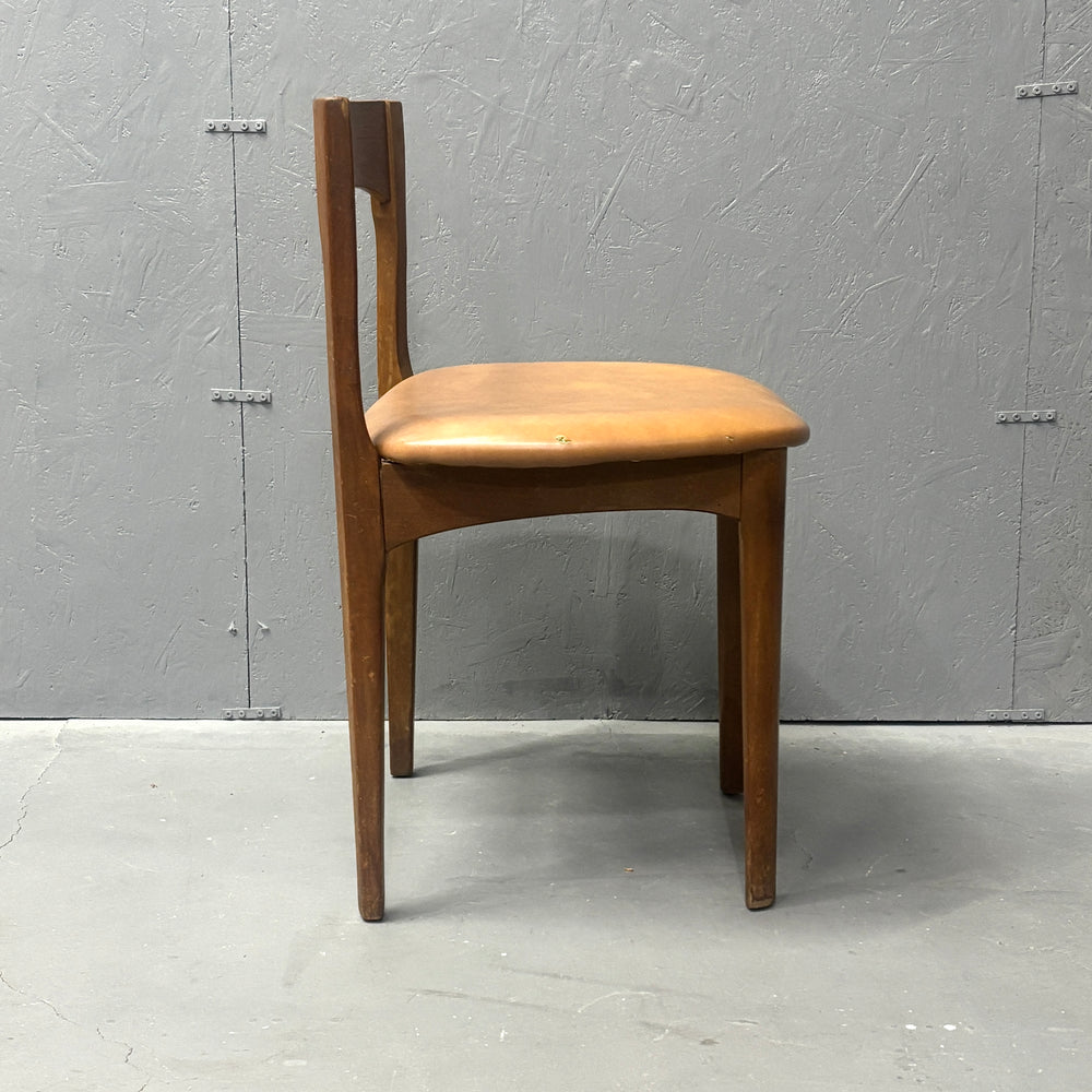 
                      
                        Nathan(ネイサン) / DINING CHAIR ダイニングチェア (404)
                      
                    