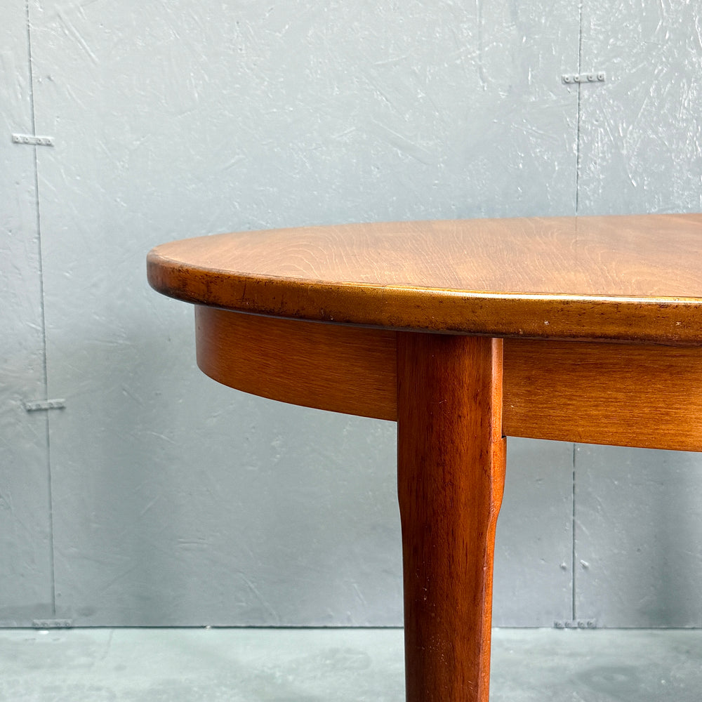 
                      
                        VINTAGE TEAK OVAL TABLE チークオーバルテーブル (401)
                      
                    