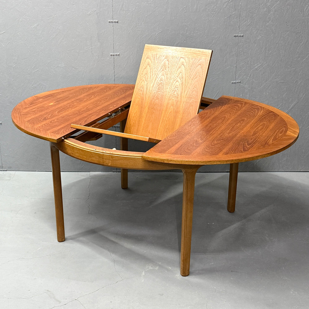 
                      
                        Nathan(ネイサン) / EXTENSION ROUND TABLE エクステンション ラウンドテーブル (401)
                      
                    
