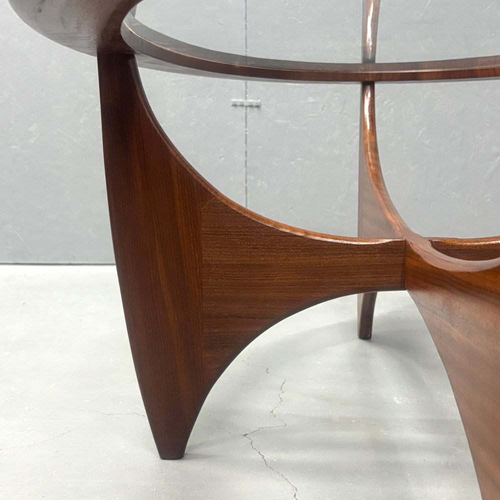 
                      
                        G-PLAN(ジープラン) / Astro oval coffee table アストロ オーバルコーヒーテーブル (403)
                      
                    