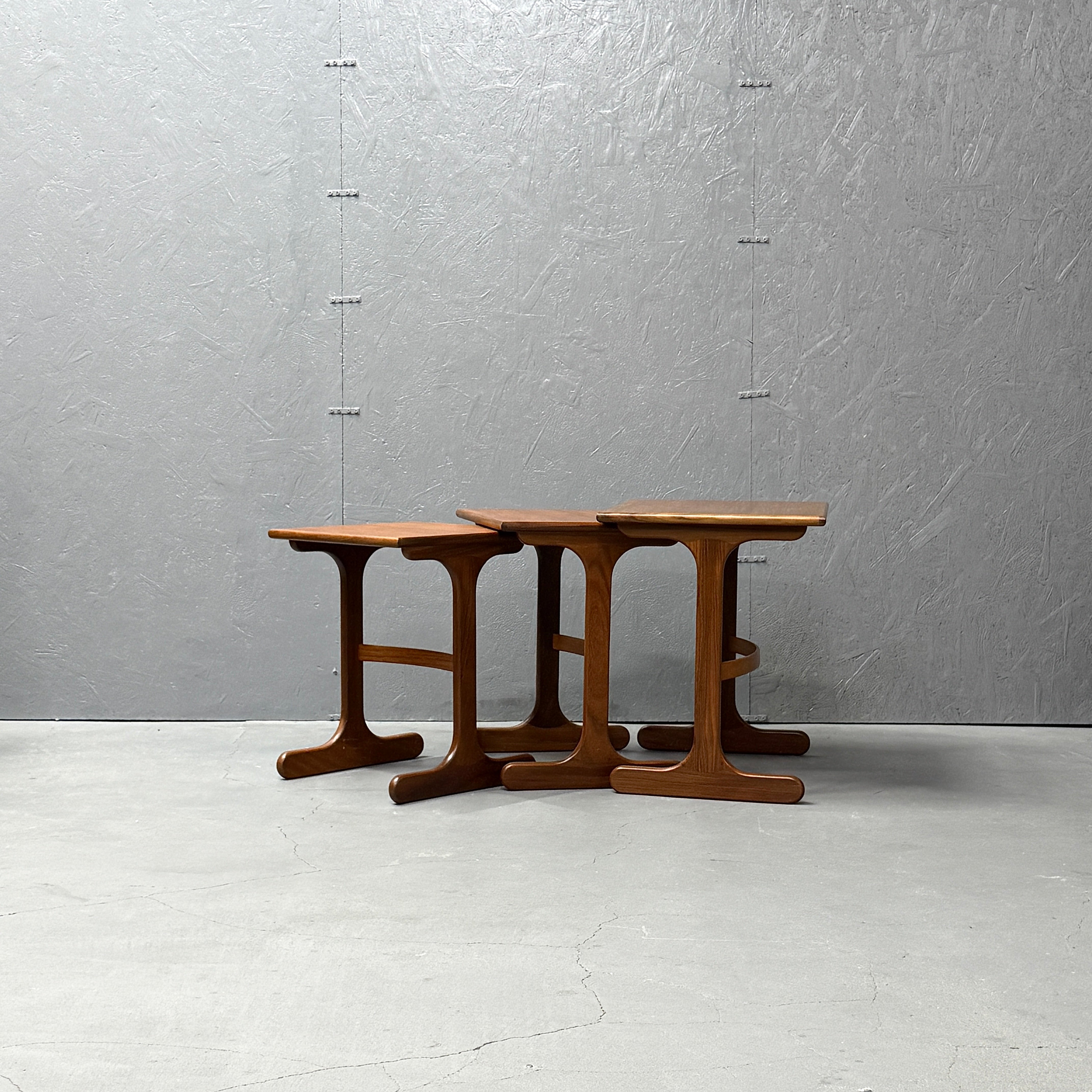 Nathan(ネイサン) / ヴィンテージ ネストテーブル (401) 入れ子式