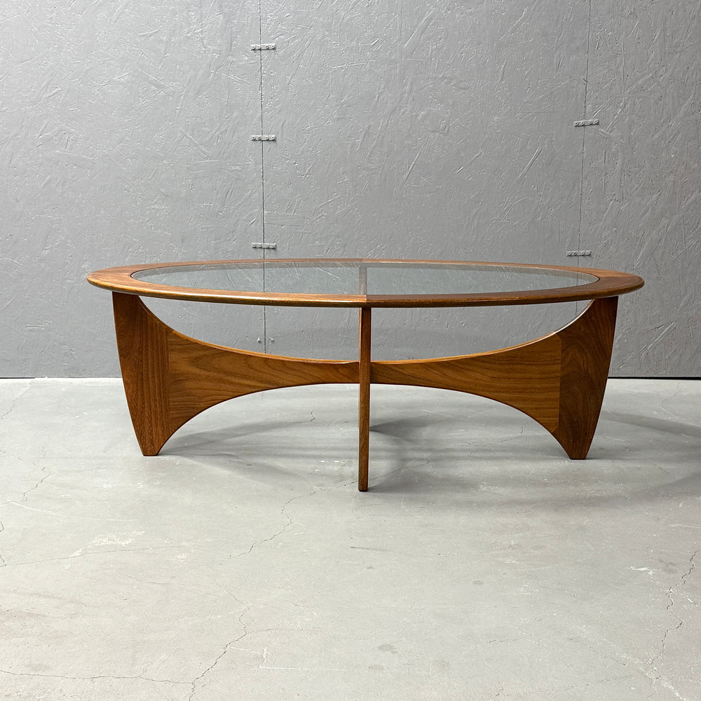 
                      
                        G-PLAN(ジープラン) / Astro oval coffee table アストロ オーバルコーヒーテーブル (501)
                      
                    