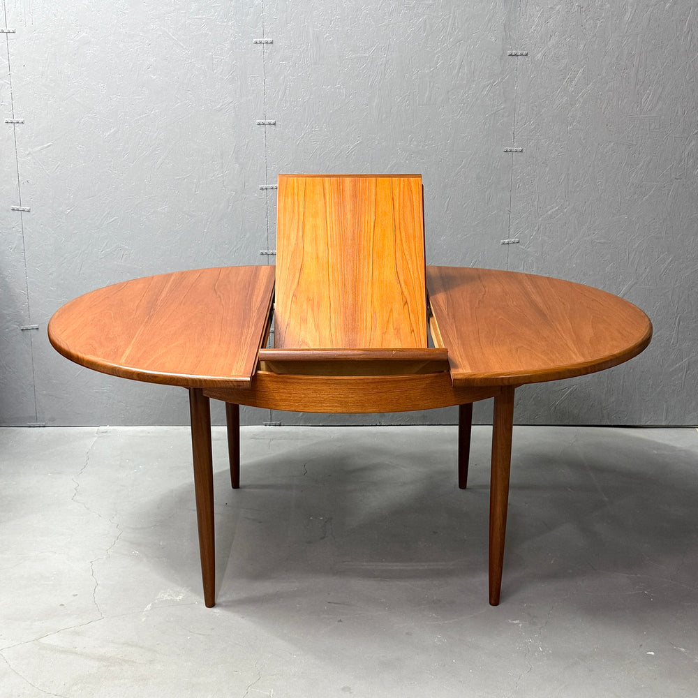 
                      
                        G-PLAN(ジープラン) / Fresco ROUND TABLE フレスコ ラウンドエクステンション ダイニングテーブル (503)
                      
                    