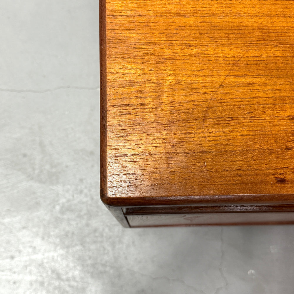 
                      
                        G-PLAN(ジープラン) / Fresco Sideboard フレスコ サイドボード (502)
                      
                    