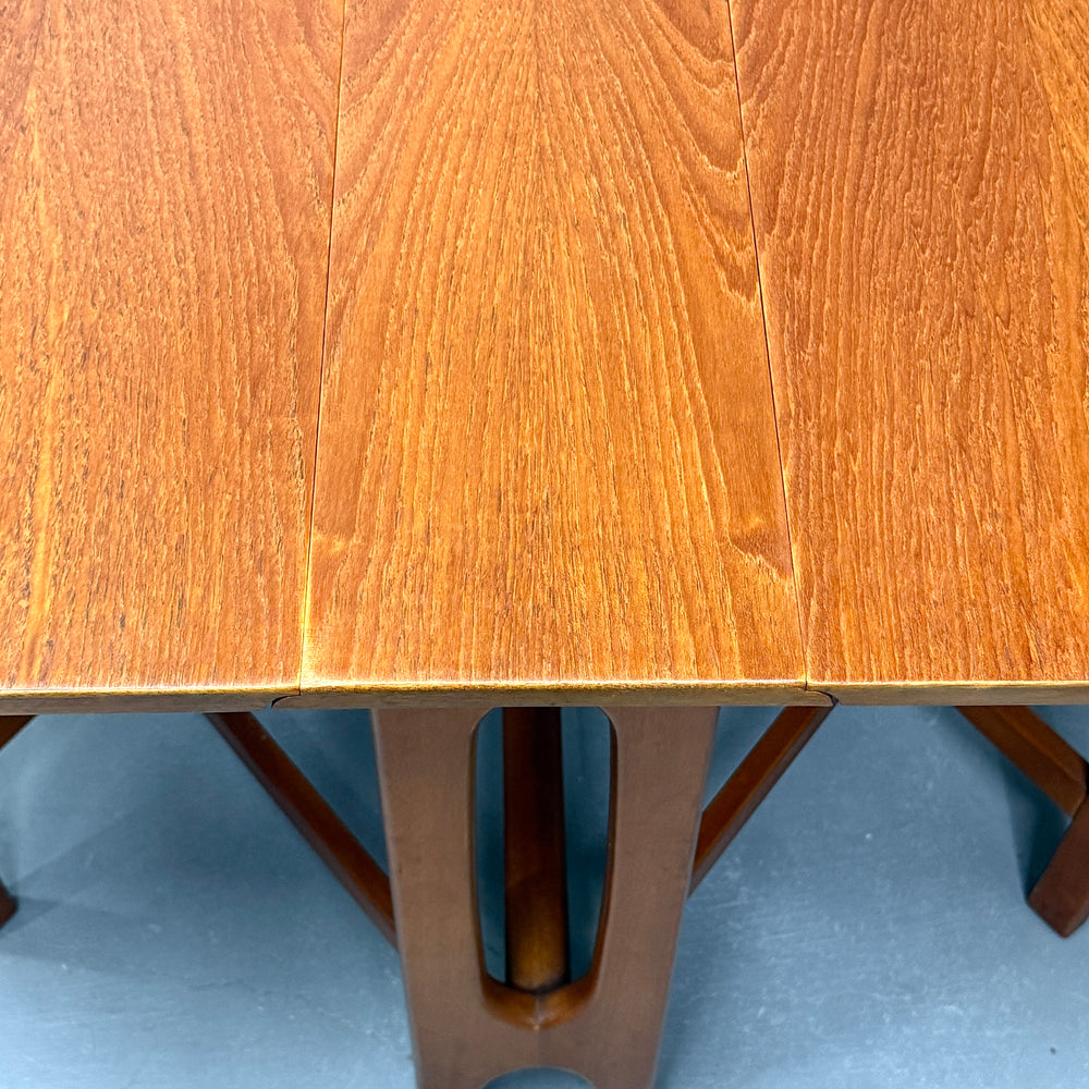
                      
                        Jentique(ジェンティーク) / SQUARE DROP LEAF GATELEG TABLE スクエア ドロップリーフ ゲートレッグテーブル (401)
                      
                    