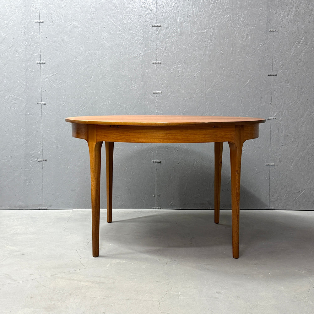 
                      
                        SUTCLIFFE OF TODMORDEN / Extension round table エクステンション ラウンドテーブル(501)
                      
                    