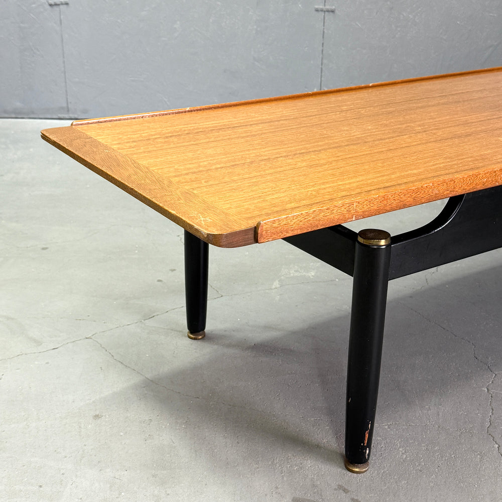 
                      
                        G-PLAN(ジープラン) / Tola & Black  Coffee table (501)
                      
                    