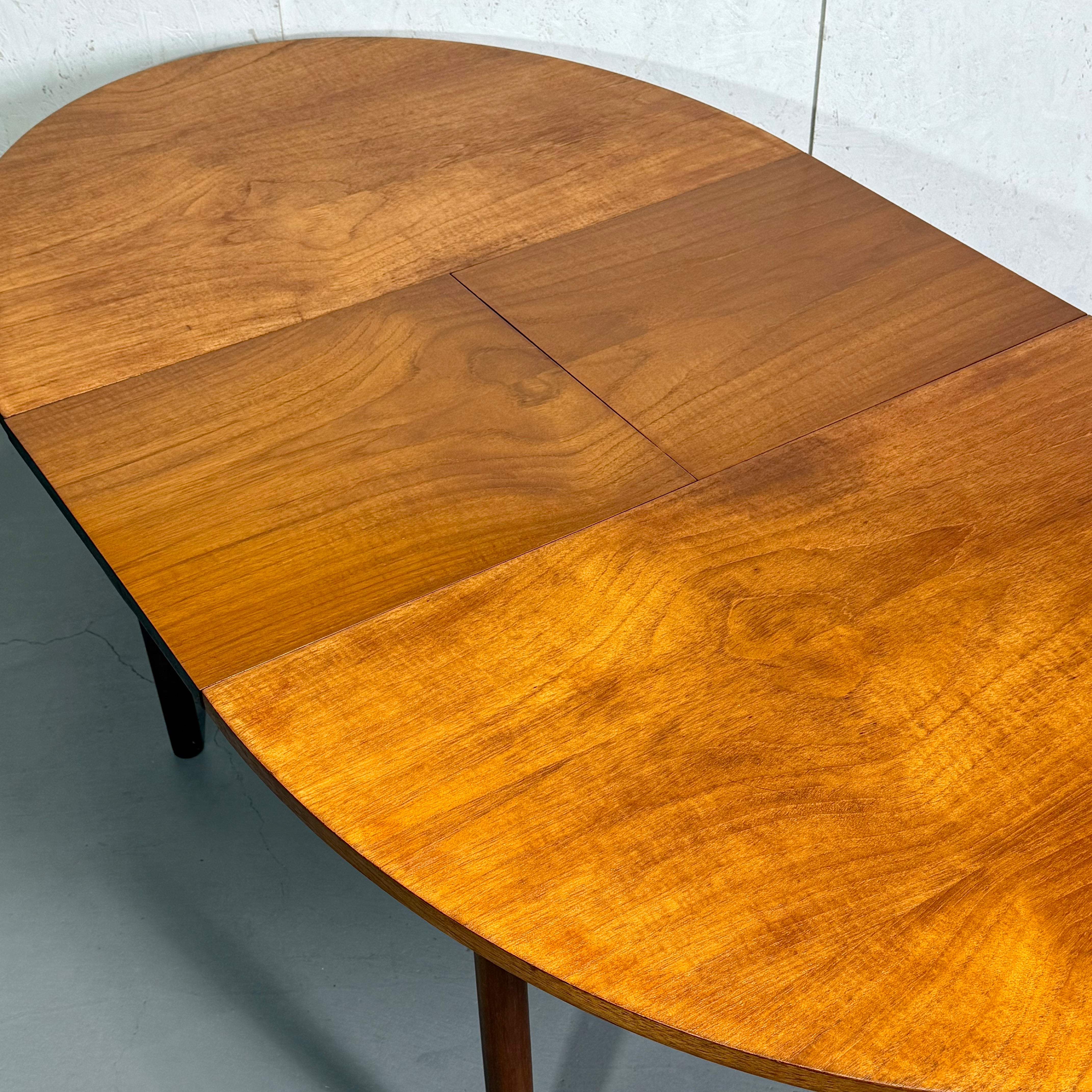 WHITE & NEWTON ヴィンテージ オーバルダイニングテーブル(301) WHITE & NEWTON(ホワイトアンドニュートン) / オーバルダイニング