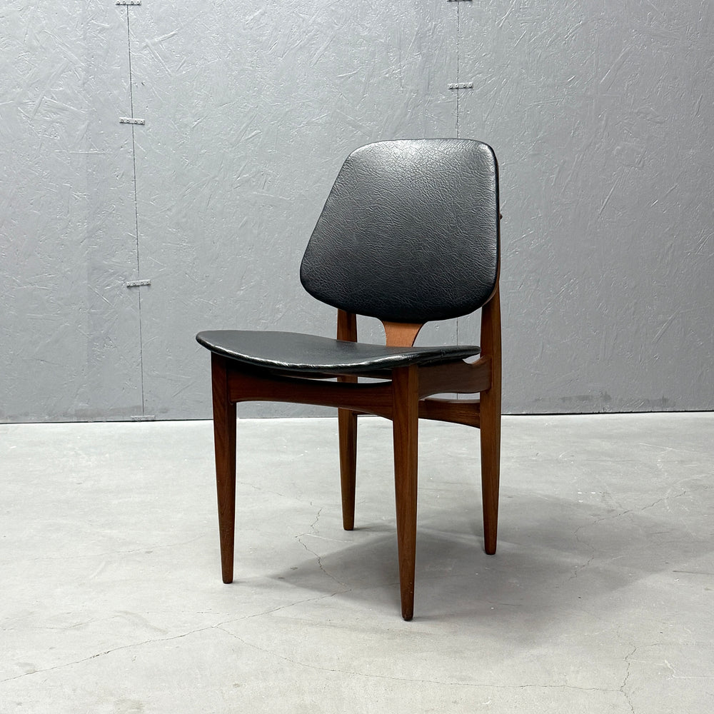 
                      
                        Elliots of Newbury(EON) / VINTAGE CHAIR ヴィンテージチェア (504)
                      
                    