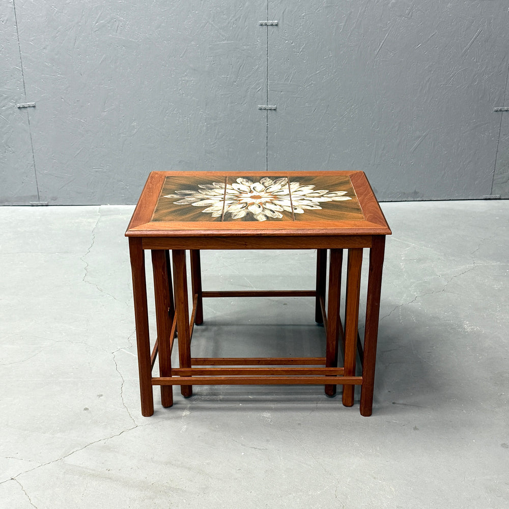 
                      
                        MOBELFABRIKKEN TOFTEN(モーベルファブリッケン・トフテン) / Tiletop nest table タイルトップ テストテーブル (501)
                      
                    