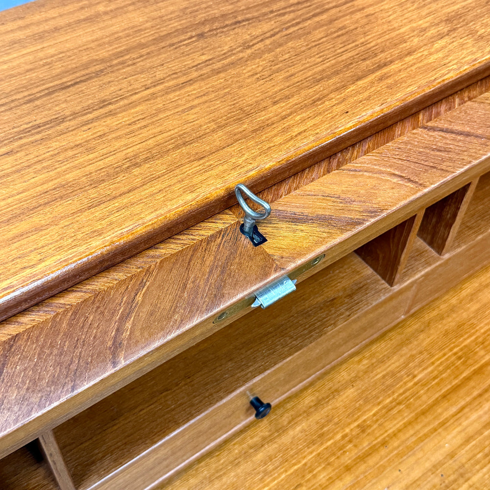 
                      
                        Vintage Roll-Top Writing Bureau ライティングビューロー
                      
                    