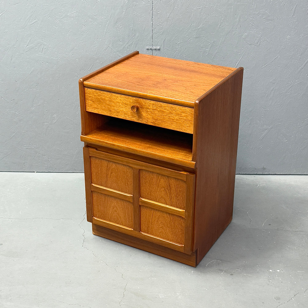 
                      
                        Nathan(ネイサン) / VINTAGE Small Cabinet
                      
                    