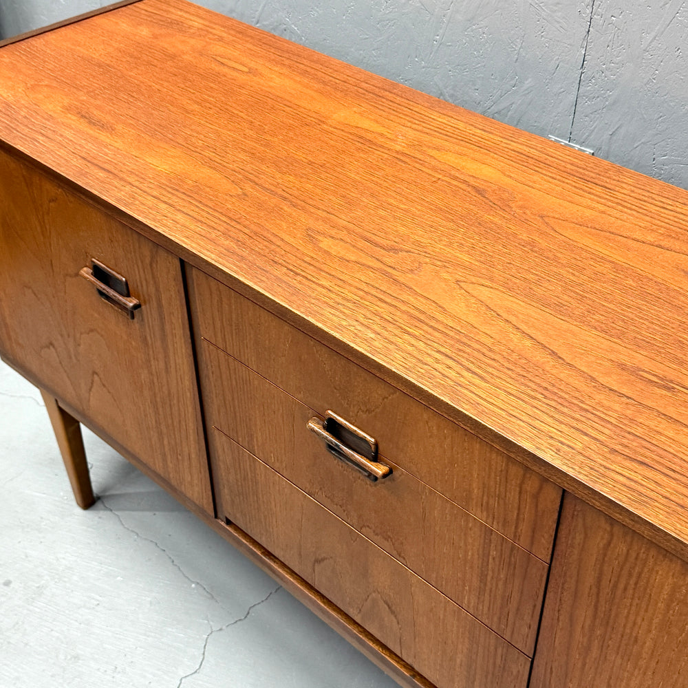 
                      
                        Nathan(ネイサン) / VINTAGE SIDEBOARD ヴィンテージ サイドボード (401)
                      
                    