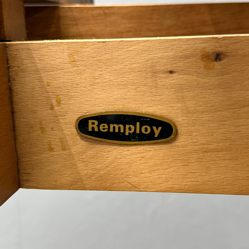 
                      
                        Remploy / EXTENSION ROUND TABLE エクステンション ラウンドテーブル
                      
                    
