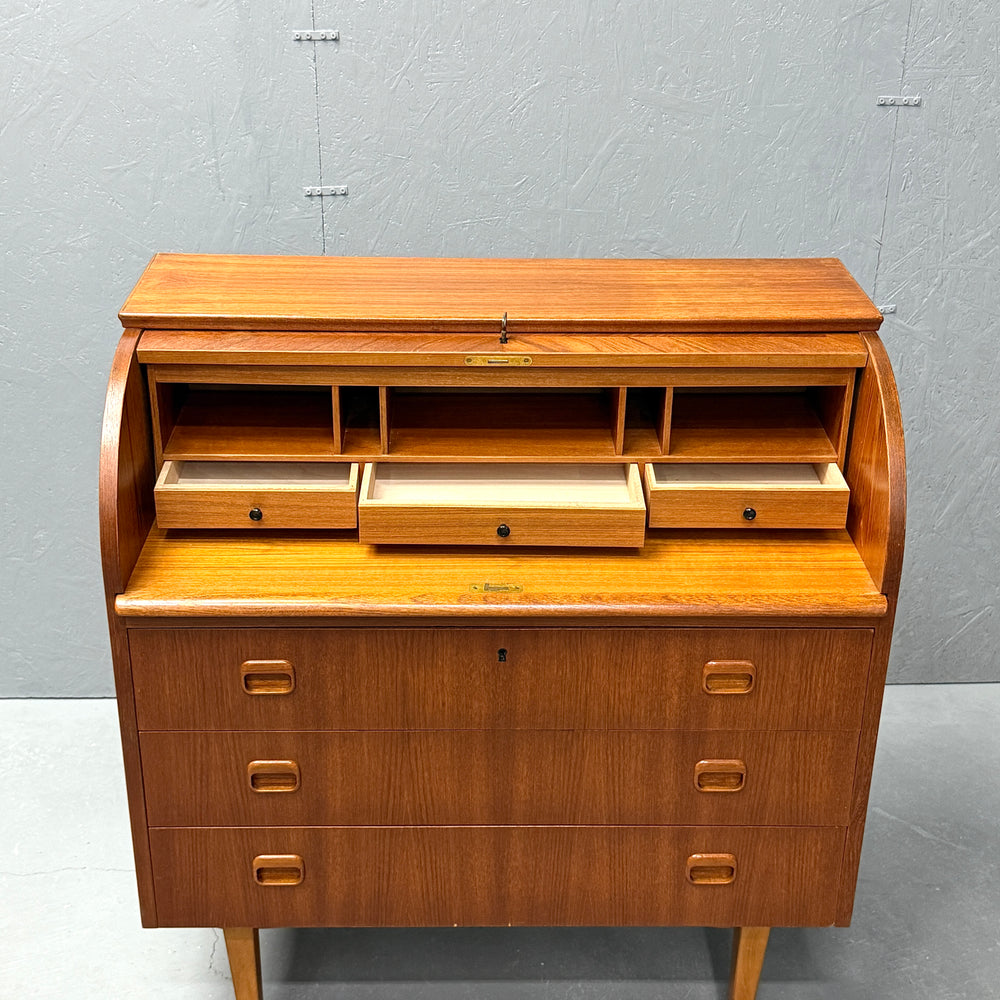 
                      
                        Vintage Roll-Top Writing Bureau ライティングビューロー
                      
                    