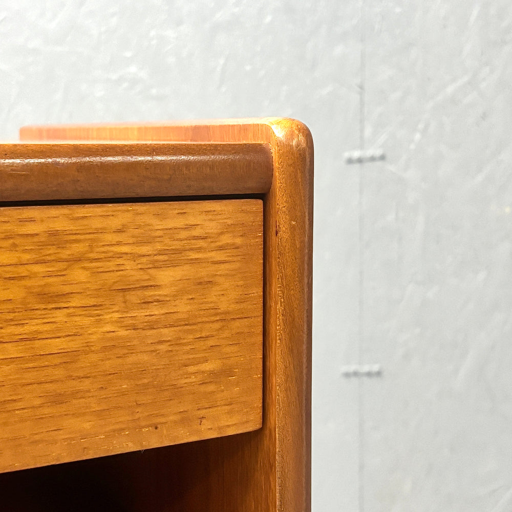 
                      
                        Nathan(ネイサン) / VINTAGE Small Cabinet
                      
                    