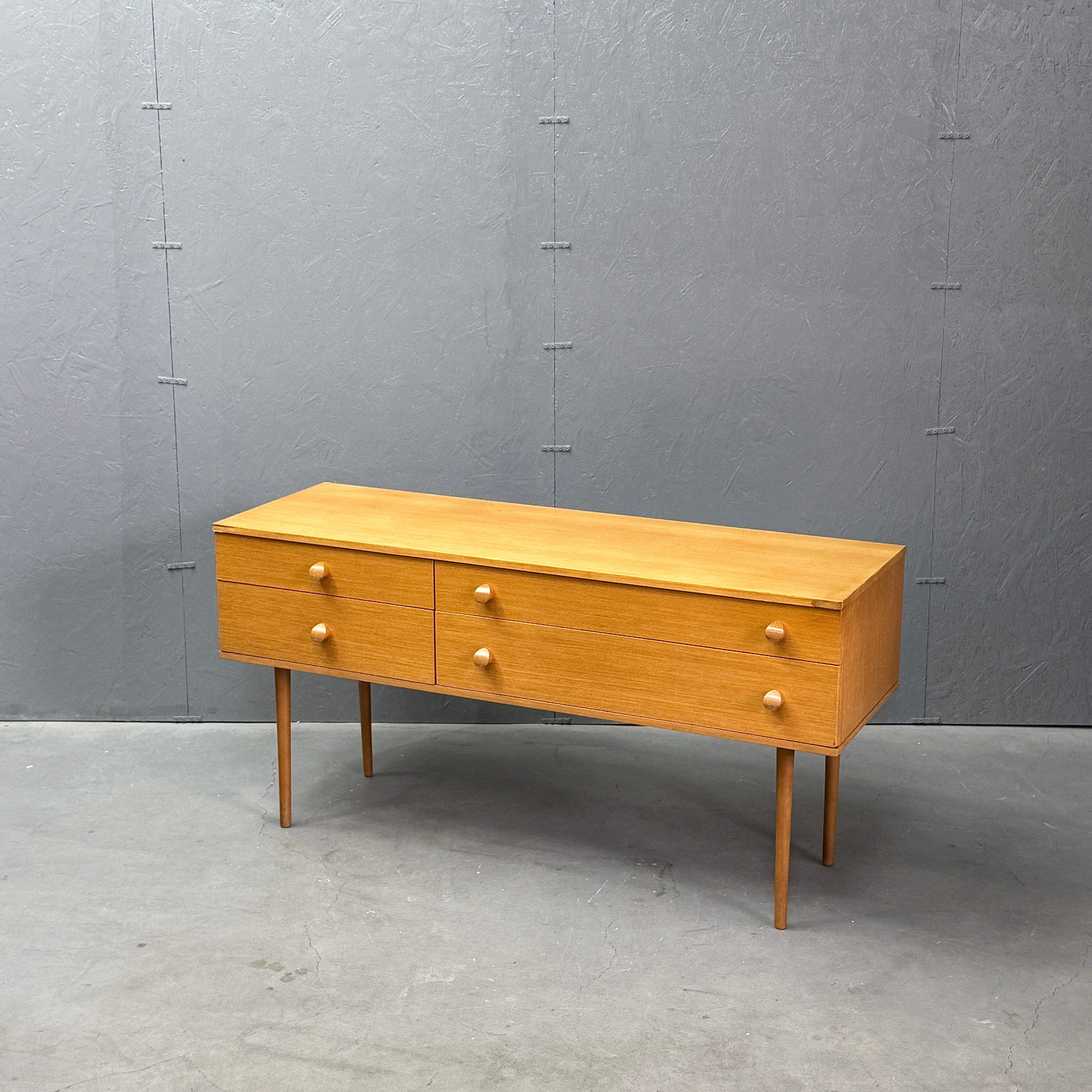 AVALON(アバロン) 英国 ヴィンテージ チェスト AVALON(アバロン) / VINTAGE CHEST – NONOR FURNITURE